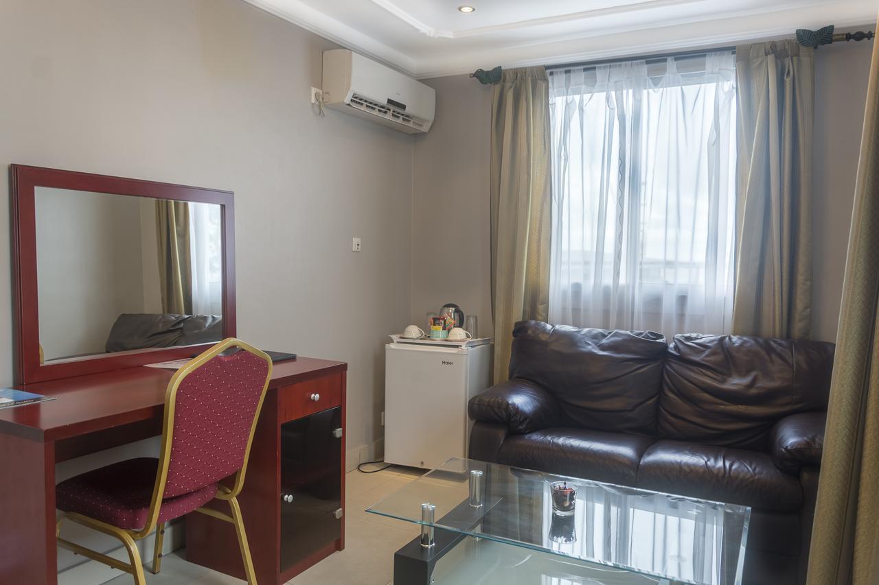 Hotel La Falaise Bonanjo Douala Exteriér fotografie